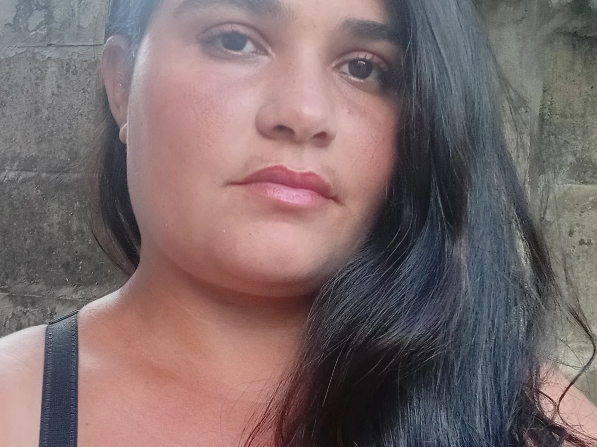 Fotos de calcinha e sutiã ou partes nuas do meu corpo
